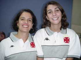 bh_lucia_carol.jpg (6962 bytes)