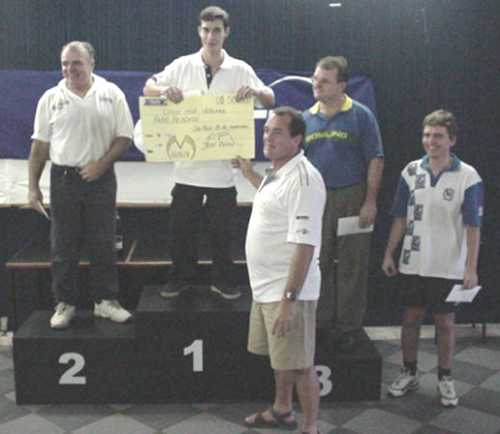 quatro_podium.jpg (17800 bytes)